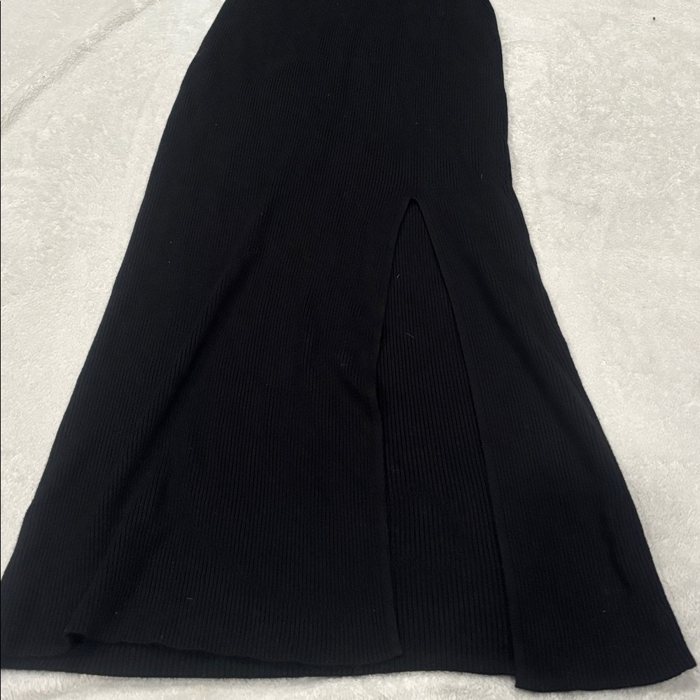⭐️ 2/$10 - BE Cool Black Long Sleeve Sweater Maxi Dress with Front Slit - Picture 2 of 4